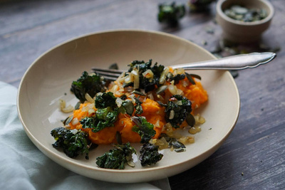 Produktfoto zu Rezept der Woche "Flower Sprouts auf Süßkartoffelbrei"