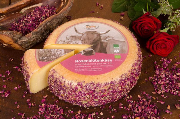 Produktfoto zu Allgäuer Rosenblütenkäse 52,5% Schaukäserei Wiggensbach
