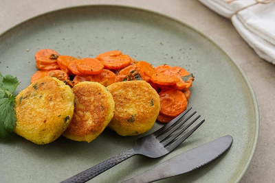 Produktfoto zu Rezept der Woche "Kartoffel-Koriander-Taler"