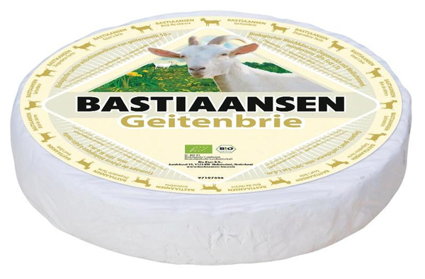 Produktfoto zu Ziegen-Brie-Torte 50% Bastiaansen