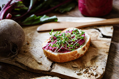 Produktfoto zu Rezept der Woche "Rote Bete Aufstrich"