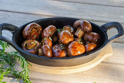 Produktfoto zu Rezept der Woche "Champignons mariniert & gegrillt"