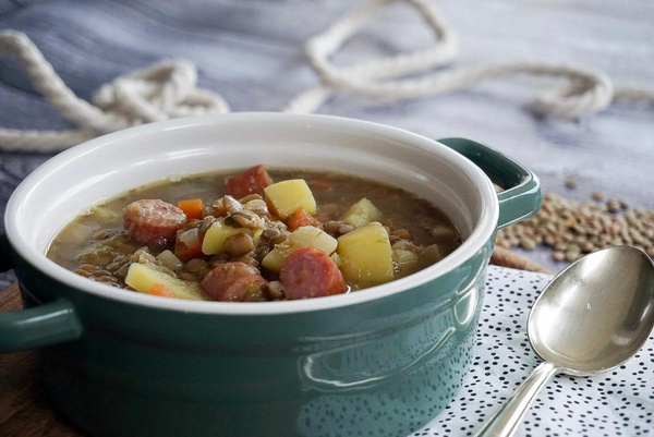 Produktfoto zu Omas Linsensuppe
