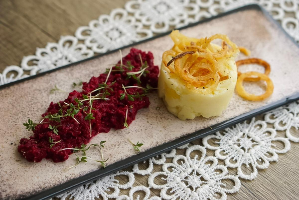 Produktfoto zu Rezept der Woche "Wintersalat Adventskranz"