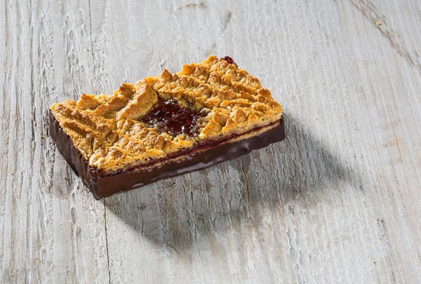 Produktfoto zu Kirsch-Marzipan Schnitte 75g Rosengarten